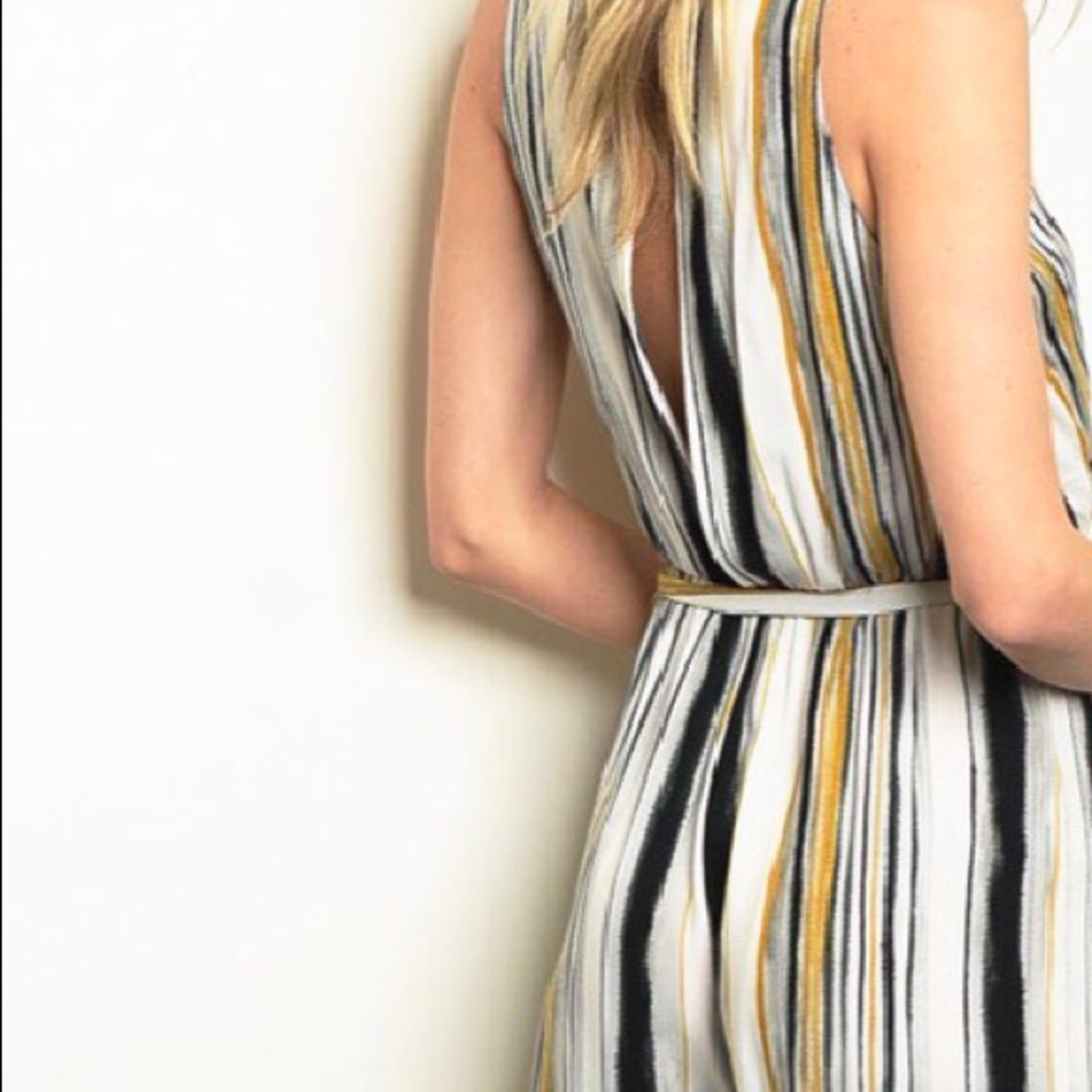 ITS ME JUMPING  STRIPED JUMPSUIT - Picture 5 of 5